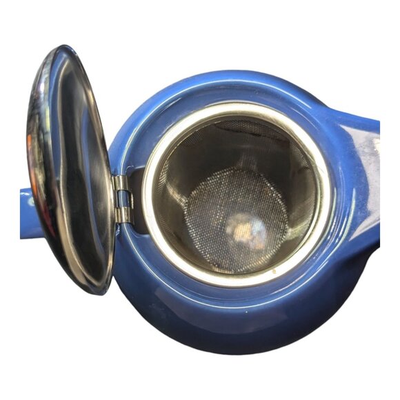 HuesNBrews Blue Ceramic Teapot With Stainless Steel Infuser & Lid 2 Cup - Picture 3 of 13